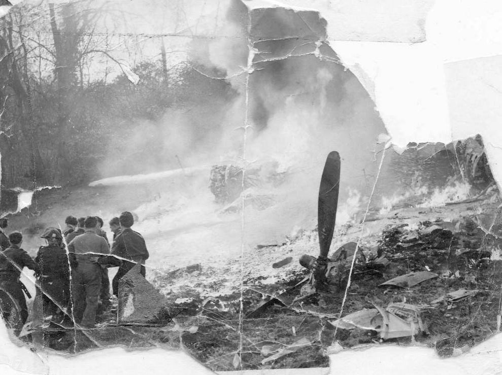 hastings 615 crashed oct 57 bannerdown hill colerne.jpg