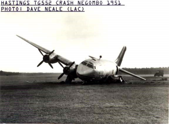MT Hastings Crashed TG552 Negombo 1951a [Dave & Patricia Neale].JPG